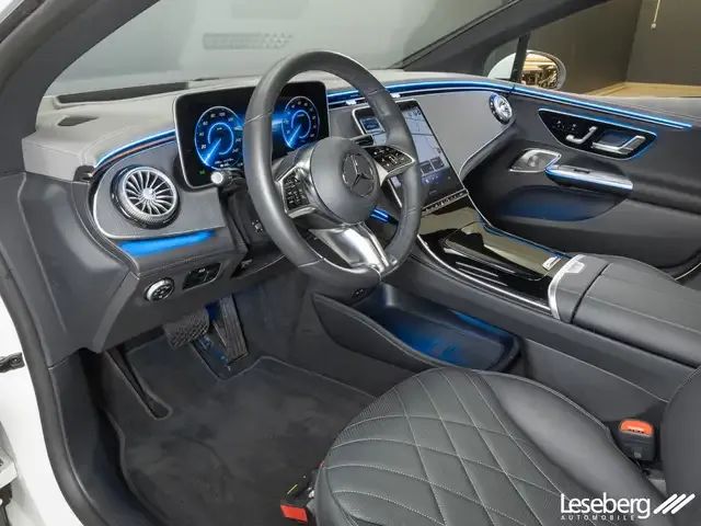 Mercedes-Benz EQE 300