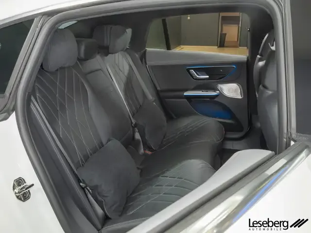 Mercedes-Benz EQE 300