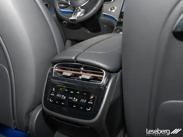 Mercedes-Benz EQE 300