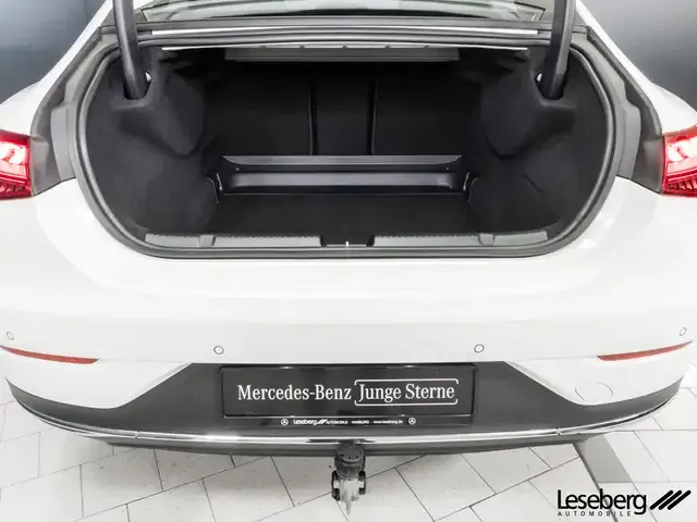 Mercedes-Benz EQE 300