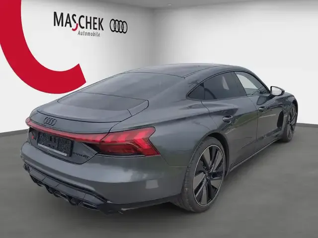 Audi RS e-tron GT