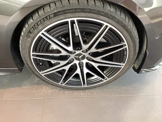 Mercedes-Benz C 43 AMG