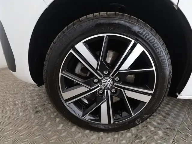 Volkswagen T6.1 California