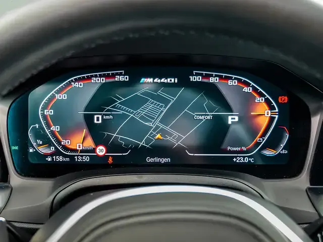 BMW 440