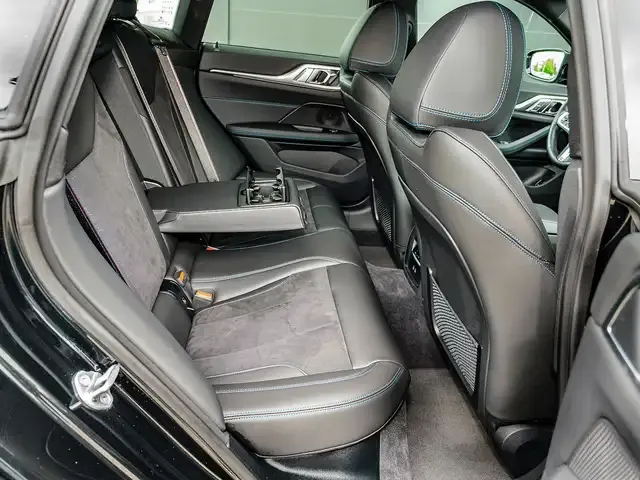 BMW 440