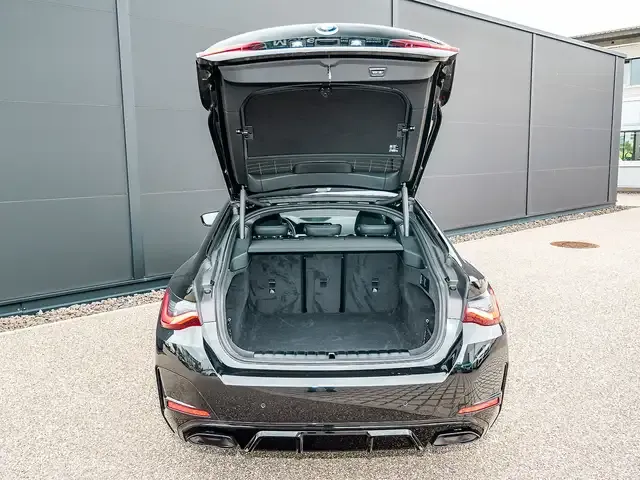 BMW 440