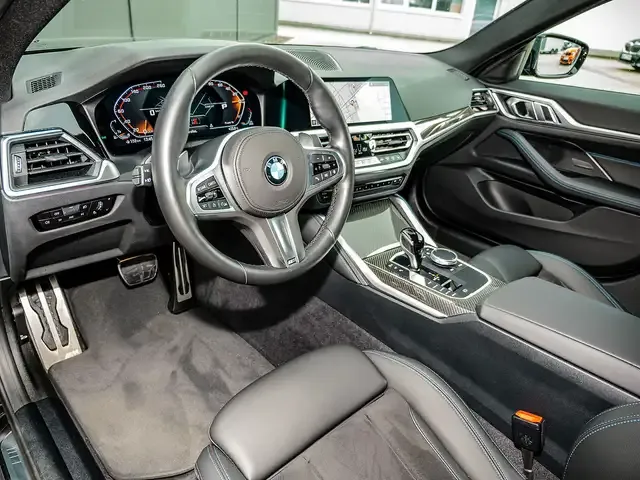 BMW 440