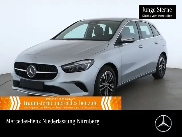 Mercedes-Benz B 220