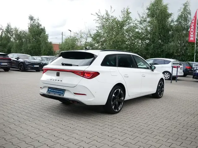 CUPRA Leon
