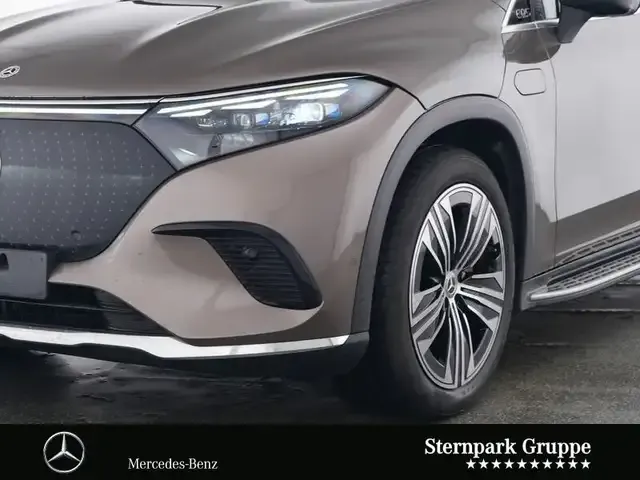 Mercedes-Benz EQS SUV