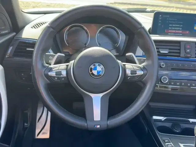 BMW 230