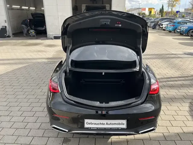 Mercedes-Benz CLE 200