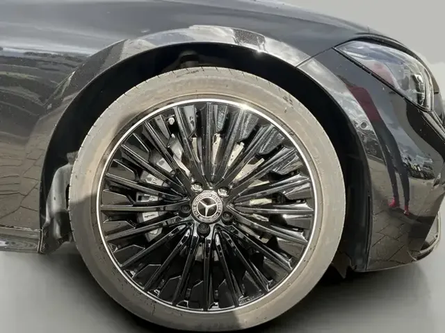 Mercedes-Benz CLE 200