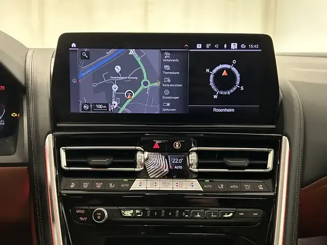BMW 840