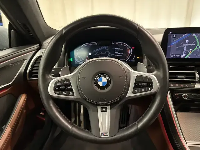 BMW 840