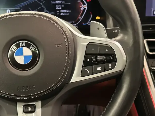 BMW 840