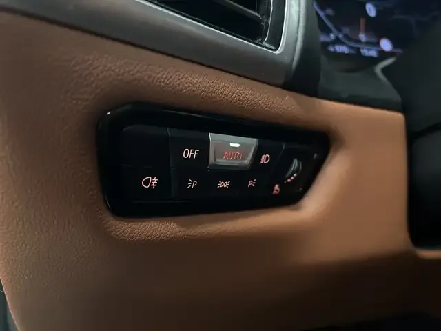BMW 840