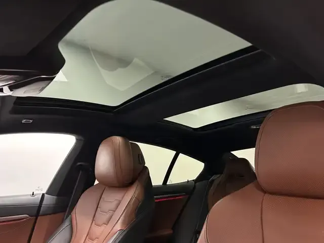 BMW 840