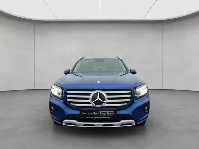 Mercedes-Benz GLB 200