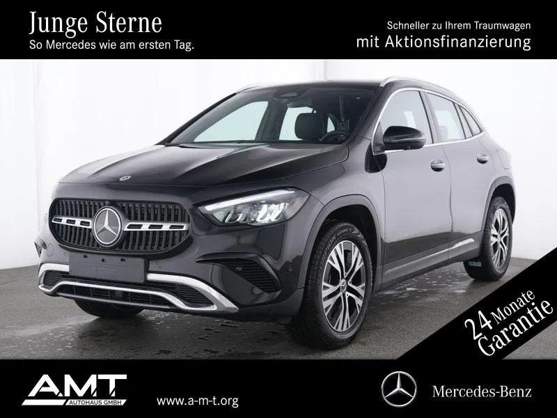 Mercedes-Benz GLA 220