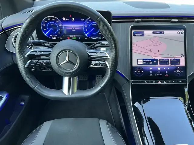 Mercedes-Benz EQE 300