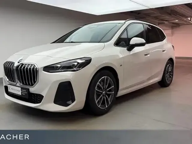 BMW 220