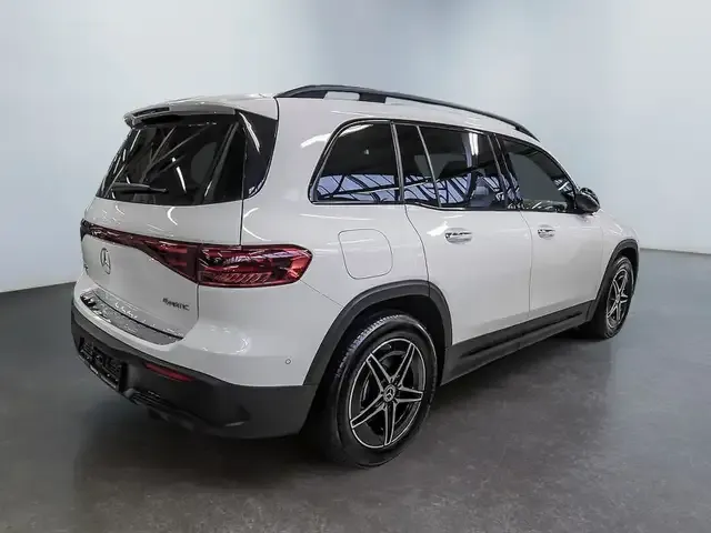 Mercedes-Benz EQB 300