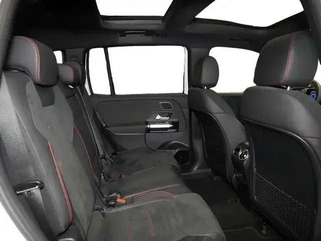 Mercedes-Benz EQB 300