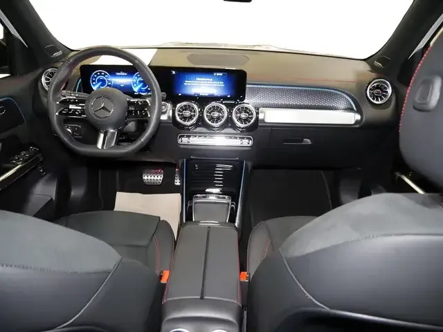 Mercedes-Benz EQB 300