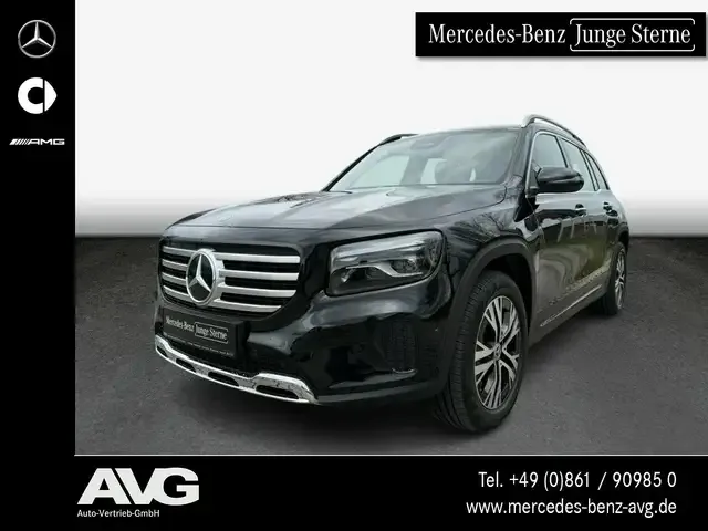 Mercedes-Benz GLB 200