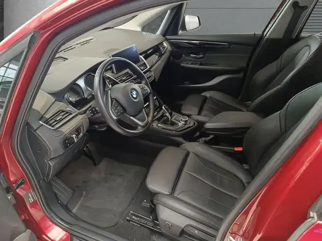 BMW 220