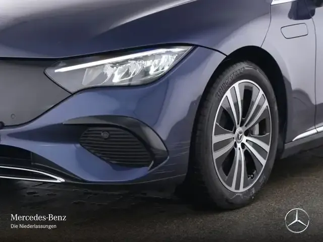 Mercedes-Benz EQE 300