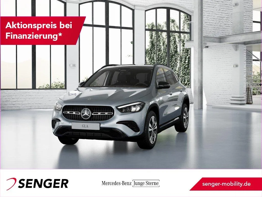 Mercedes-Benz GLA 200