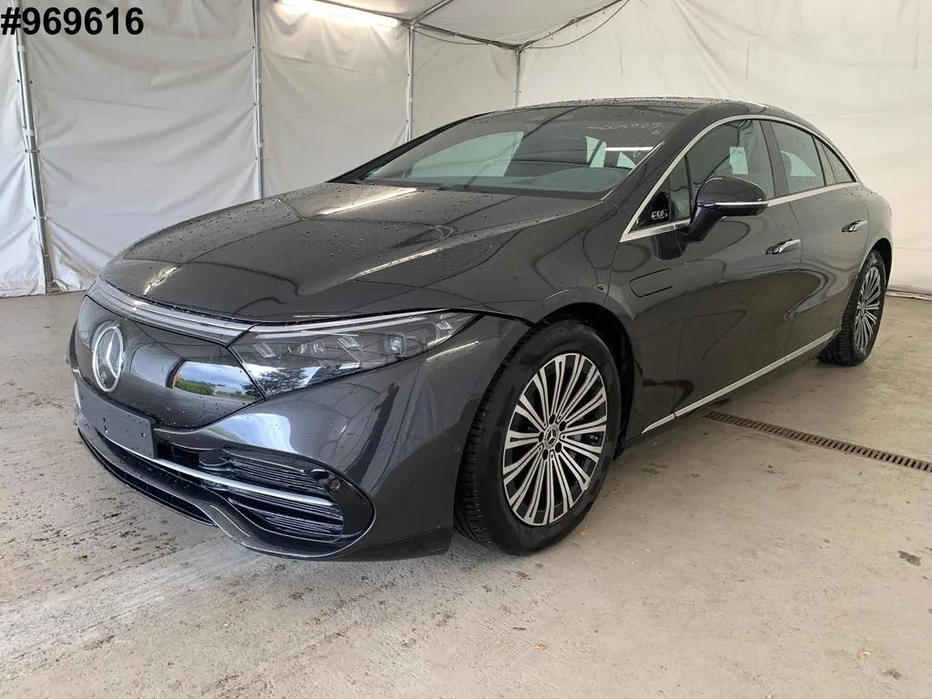 Mercedes-Benz EQS
