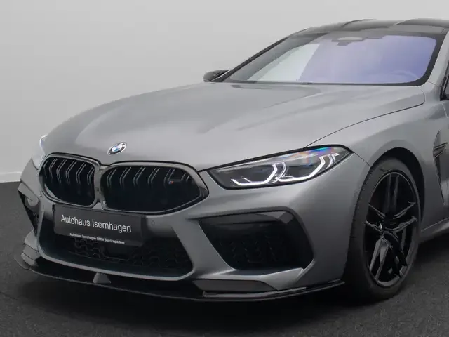 BMW M8