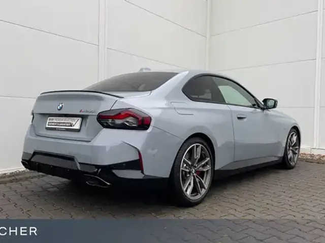 BMW 240