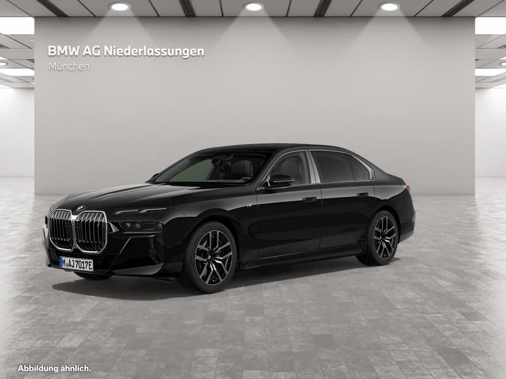 BMW i7
