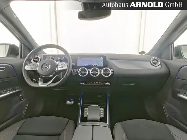Mercedes-Benz EQA 300