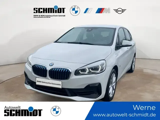 BMW 225