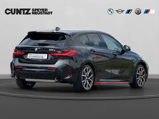 BMW 128