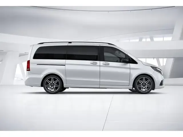 Mercedes-Benz V 250