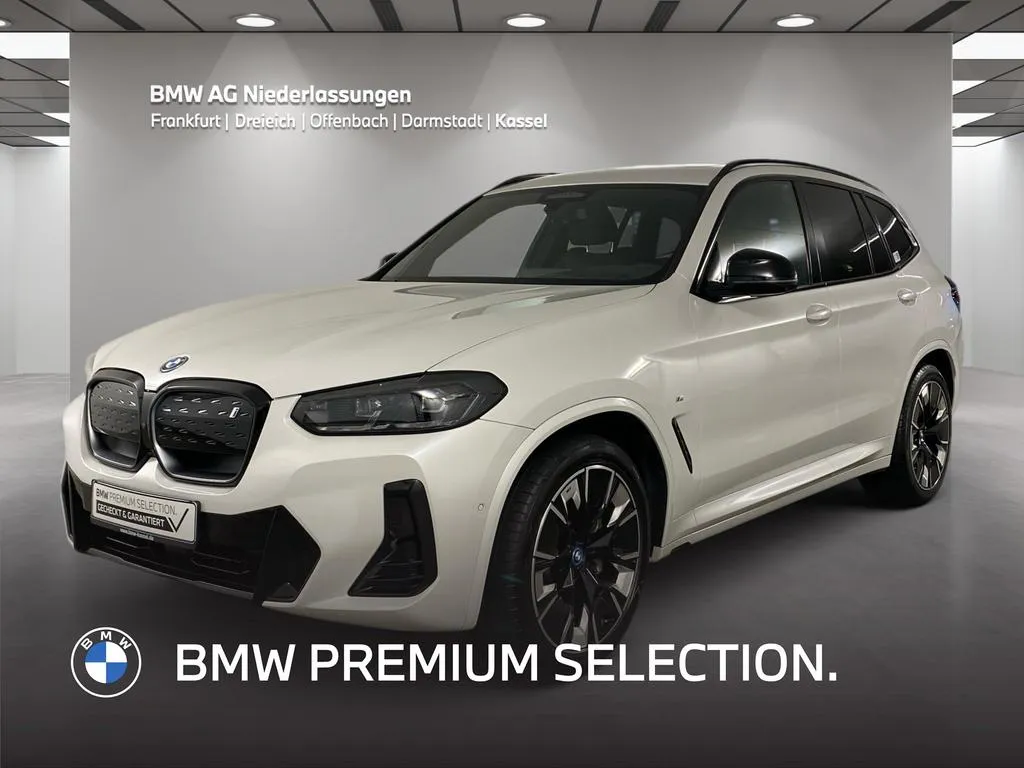 BMW iX3