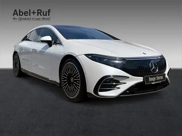 Mercedes-Benz EQS