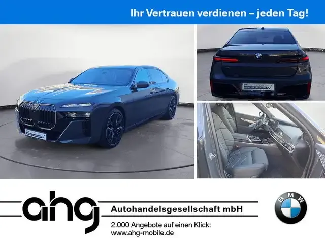 BMW i7