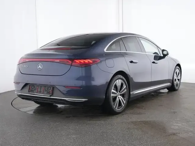 Mercedes-Benz EQE 350