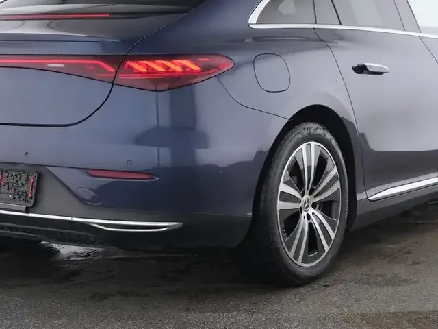 Mercedes-Benz EQE 350