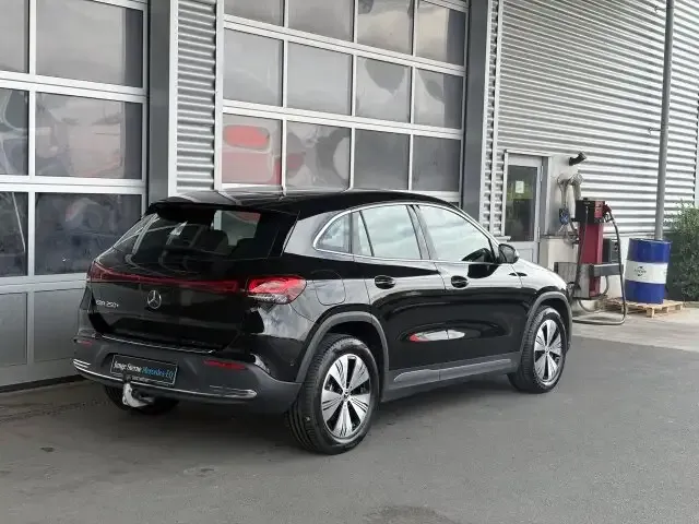 Mercedes-Benz EQA 250