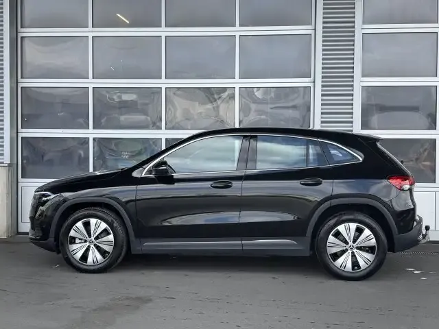 Mercedes-Benz EQA 250