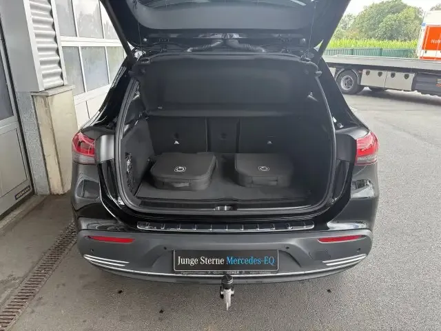 Mercedes-Benz EQA 250