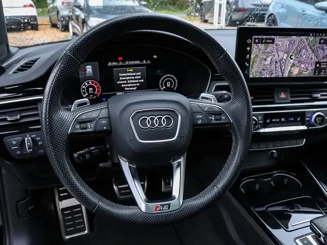 Audi RS4